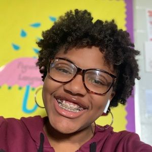 Meet your Posher, Kayla